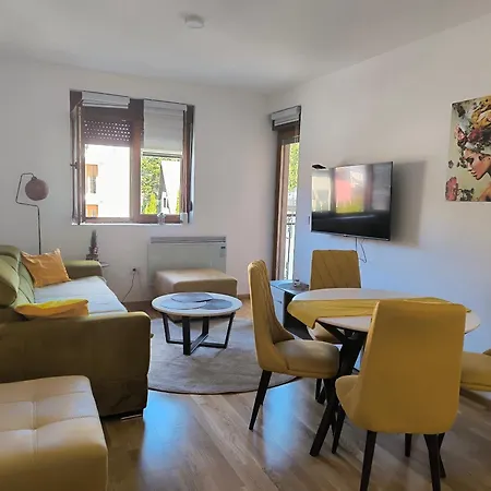 Rosa Lux Апартаменты Златибор