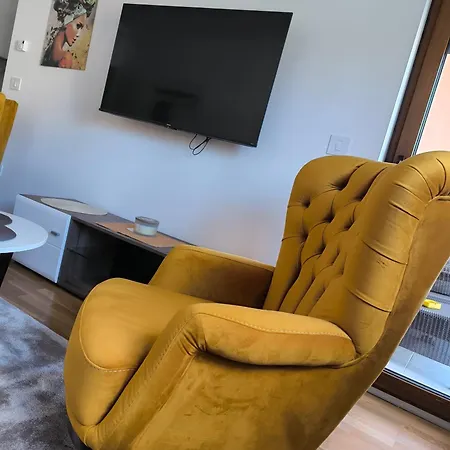 Rosa Lux Апартаменты *