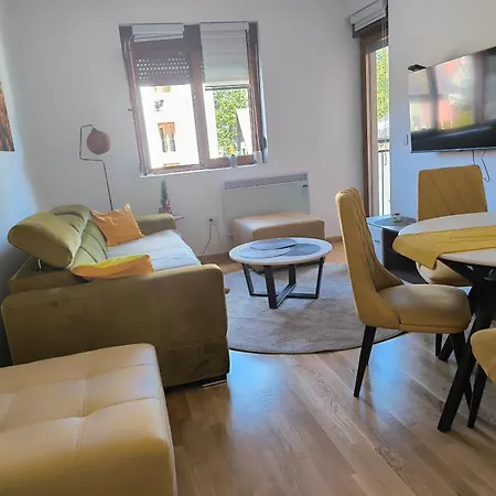 Rosa Lux Апартаменты